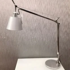 Artemide Tolomeo Basculante Tavolo